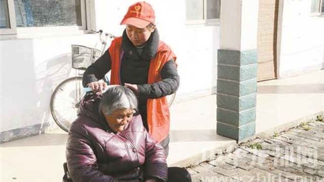 大王莊鄉(xiāng)敬老院開展“傳承雷鋒精神、弘揚(yáng)時代新風(fēng)”活動